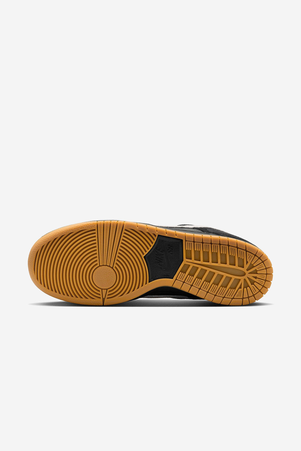 Dunk Low Pro Shoes - Black White Black Gum Light Brown