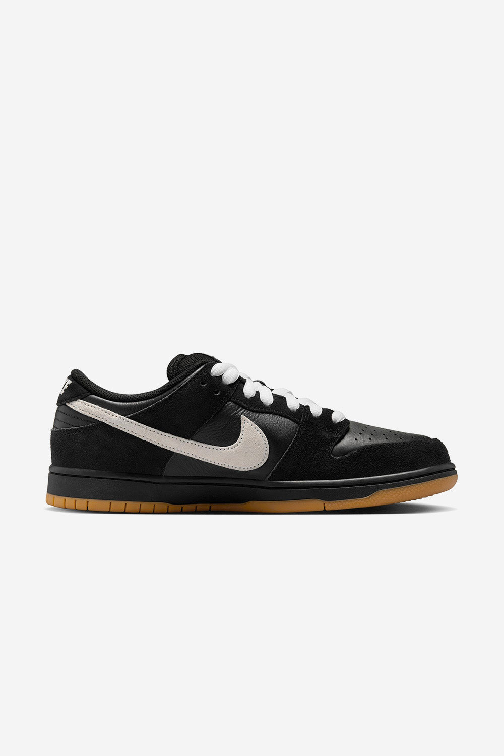 Dunk Low Pro Shoes - Black White Black Gum Light Brown