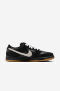 Dunk Low Pro Shoes - Black White Black Gum Light Brown