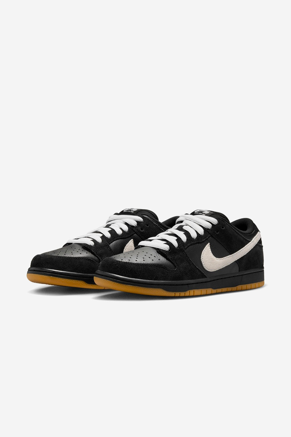 Dunk Low Pro Shoes - Black White Black Gum Light Brown
